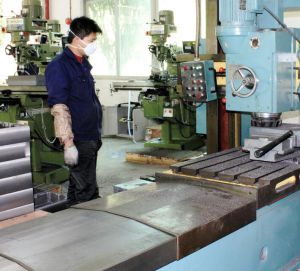 認(rèn)真上班的同事！